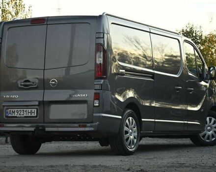 Серый Опель Виваро, объемом двигателя 1.6 л и пробегом 274 тыс. км за 11300 $, фото 14 на Automoto.ua