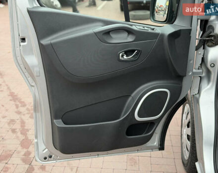 Сірий Опель Віваро, об'ємом двигуна 1.6 л та пробігом 190 тис. км за 15300 $, фото 13 на Automoto.ua