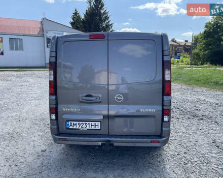 Серый Опель Виваро, объемом двигателя 1.6 л и пробегом 273 тыс. км за 12900 $, фото 3 на Automoto.ua