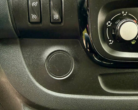 Серый Опель Виваро, объемом двигателя 1.6 л и пробегом 163 тыс. км за 15200 $, фото 5 на Automoto.ua