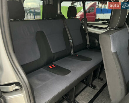 Серый Опель Виваро, объемом двигателя 1.6 л и пробегом 306 тыс. км за 15950 $, фото 62 на Automoto.ua