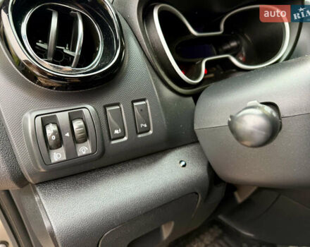 Серый Опель Виваро, объемом двигателя 1.6 л и пробегом 163 тыс. км за 15200 $, фото 3 на Automoto.ua