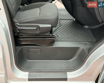 Сірий Опель Віваро, об'ємом двигуна 1.6 л та пробігом 190 тис. км за 15300 $, фото 20 на Automoto.ua