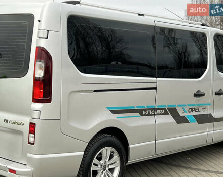 Серый Опель Виваро, объемом двигателя 1.6 л и пробегом 306 тыс. км за 15950 $, фото 35 на Automoto.ua
