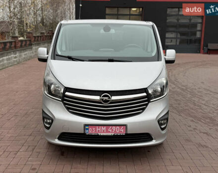 Сірий Опель Віваро, об'ємом двигуна 1.6 л та пробігом 190 тис. км за 15300 $, фото 4 на Automoto.ua