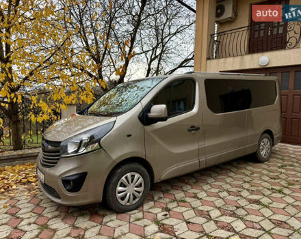 Серый Опель Виваро, объемом двигателя 1.6 л и пробегом 163 тыс. км за 15200 $, фото 1 на Automoto.ua