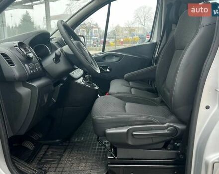 Серый Опель Виваро, объемом двигателя 1.6 л и пробегом 89 тыс. км за 12400 $, фото 10 на Automoto.ua