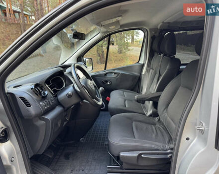 Серый Опель Виваро, объемом двигателя 1.6 л и пробегом 235 тыс. км за 15500 $, фото 15 на Automoto.ua