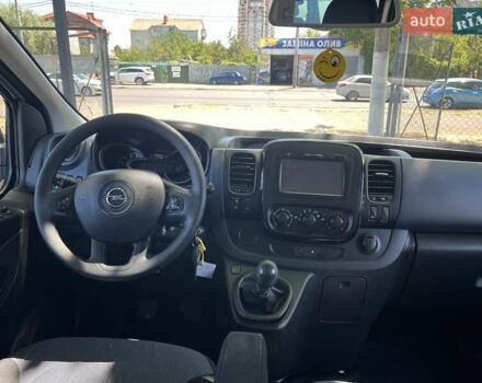 Серый Опель Виваро, объемом двигателя 1.6 л и пробегом 190 тыс. км за 20500 $, фото 41 на Automoto.ua