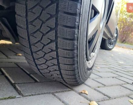 Серый Опель Виваро, объемом двигателя 1.6 л и пробегом 310 тыс. км за 15900 $, фото 19 на Automoto.ua