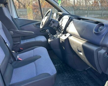 Серый Опель Виваро, объемом двигателя 1.6 л и пробегом 200 тыс. км за 9700 $, фото 9 на Automoto.ua