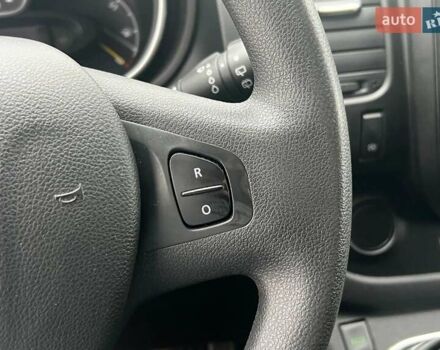 Серый Опель Виваро, объемом двигателя 1.6 л и пробегом 89 тыс. км за 12400 $, фото 3 на Automoto.ua