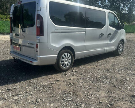 Сірий Опель Віваро, об'ємом двигуна 1.6 л та пробігом 141 тис. км за 21000 $, фото 4 на Automoto.ua