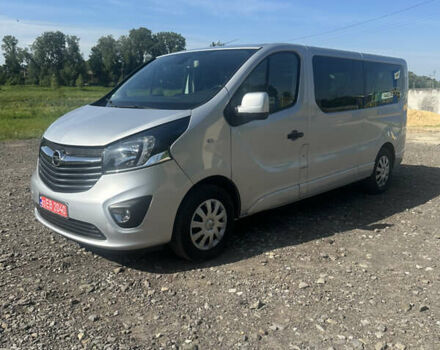Серый Опель Виваро, объемом двигателя 1.6 л и пробегом 141 тыс. км за 21000 $, фото 5 на Automoto.ua