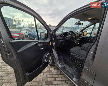 Серый Опель Виваро, объемом двигателя 1.6 л и пробегом 239 тыс. км за 12999 $, фото 10 на Automoto.ua