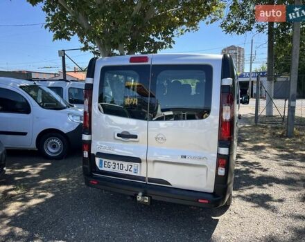 Серый Опель Виваро, объемом двигателя 1.6 л и пробегом 190 тыс. км за 20500 $, фото 8 на Automoto.ua