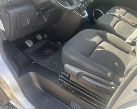 Серый Опель Виваро, объемом двигателя 1.6 л и пробегом 141 тыс. км за 17600 $, фото 12 на Automoto.ua