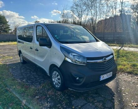 Серый Опель Виваро, объемом двигателя 1.6 л и пробегом 200 тыс. км за 9700 $, фото 1 на Automoto.ua