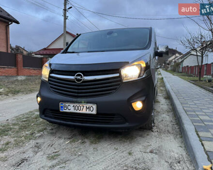 Серый Опель Виваро, объемом двигателя 1.6 л и пробегом 238 тыс. км за 17000 $, фото 28 на Automoto.ua