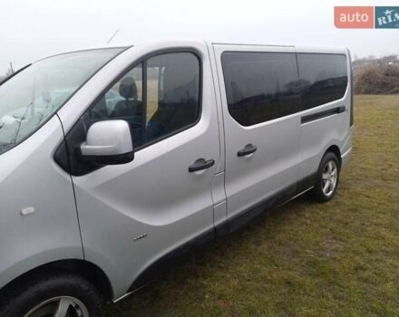 Серый Опель Виваро, объемом двигателя 1.6 л и пробегом 259 тыс. км за 17800 $, фото 3 на Automoto.ua