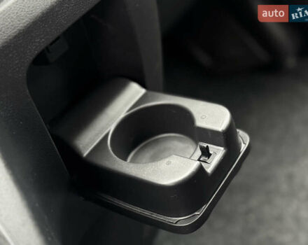 Серый Опель Виваро, объемом двигателя 1.6 л и пробегом 184 тыс. км за 16800 $, фото 54 на Automoto.ua