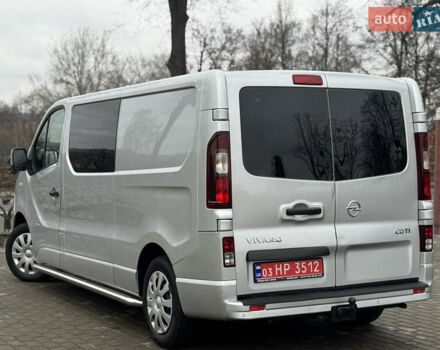 Серый Опель Виваро, объемом двигателя 1.6 л и пробегом 184 тыс. км за 16800 $, фото 19 на Automoto.ua