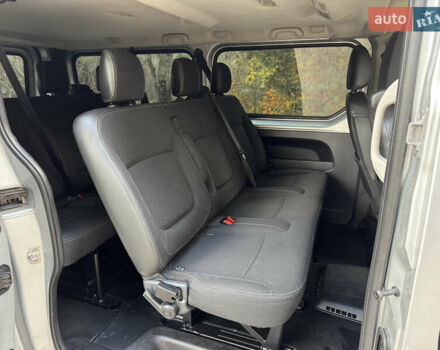 Серый Опель Виваро, объемом двигателя 1.6 л и пробегом 235 тыс. км за 15500 $, фото 18 на Automoto.ua