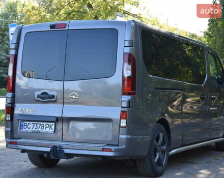 Серый Опель Виваро, объемом двигателя 1.6 л и пробегом 263 тыс. км за 16800 $, фото 5 на Automoto.ua