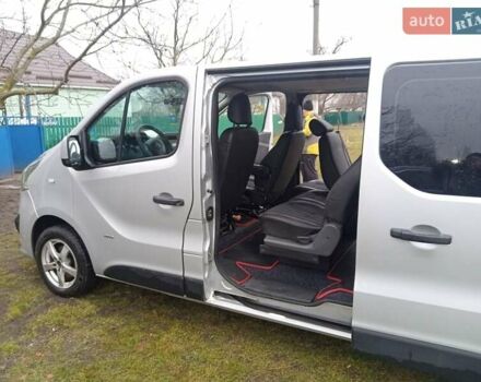 Серый Опель Виваро, объемом двигателя 1.6 л и пробегом 259 тыс. км за 17800 $, фото 9 на Automoto.ua