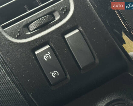 Серый Опель Виваро, объемом двигателя 1.6 л и пробегом 184 тыс. км за 16800 $, фото 44 на Automoto.ua