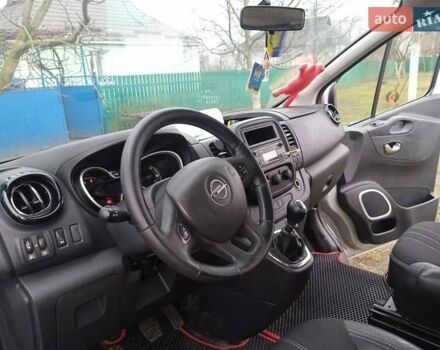 Серый Опель Виваро, объемом двигателя 1.6 л и пробегом 259 тыс. км за 17800 $, фото 7 на Automoto.ua