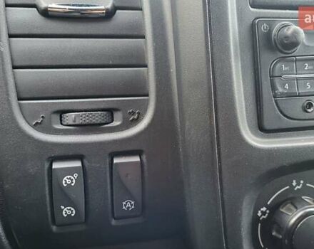 Серый Опель Виваро, объемом двигателя 1.6 л и пробегом 310 тыс. км за 15900 $, фото 27 на Automoto.ua