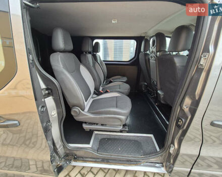 Серый Опель Виваро, объемом двигателя 1.6 л и пробегом 239 тыс. км за 12999 $, фото 9 на Automoto.ua