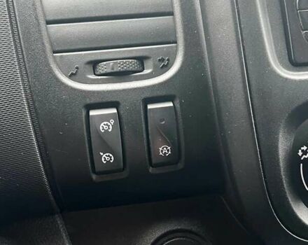 Серый Опель Виваро, объемом двигателя 1.6 л и пробегом 89 тыс. км за 12400 $, фото 5 на Automoto.ua