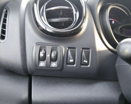 Сірий Опель Віваро, об'ємом двигуна 1.6 л та пробігом 227 тис. км за 10000 $, фото 18 на Automoto.ua