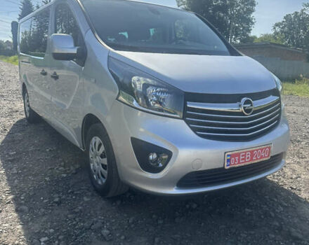 Сірий Опель Віваро, об'ємом двигуна 1.6 л та пробігом 141 тис. км за 21000 $, фото 1 на Automoto.ua