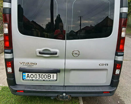 Сірий Опель Віваро, об'ємом двигуна 1.6 л та пробігом 298 тис. км за 16600 $, фото 3 на Automoto.ua