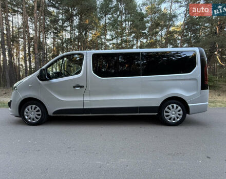 Серый Опель Виваро, объемом двигателя 1.6 л и пробегом 287 тыс. км за 17800 $, фото 8 на Automoto.ua