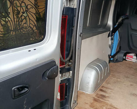 Сірий Опель Віваро, об'ємом двигуна 1.6 л та пробігом 298 тис. км за 16600 $, фото 16 на Automoto.ua