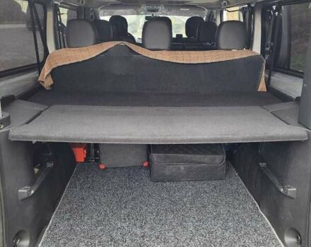 Сірий Опель Віваро, об'ємом двигуна 1.6 л та пробігом 220 тис. км за 18500 $, фото 7 на Automoto.ua