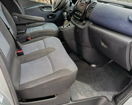 Сірий Опель Віваро, об'ємом двигуна 1.6 л та пробігом 298 тис. км за 16600 $, фото 12 на Automoto.ua