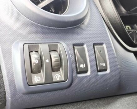 Сірий Опель Віваро, об'ємом двигуна 1.6 л та пробігом 249 тис. км за 5467 $, фото 10 на Automoto.ua