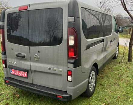 Серый Опель Виваро, объемом двигателя 1.6 л и пробегом 260 тыс. км за 15950 $, фото 4 на Automoto.ua