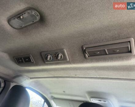 Серый Опель Виваро, объемом двигателя 1.6 л и пробегом 260 тыс. км за 15950 $, фото 13 на Automoto.ua