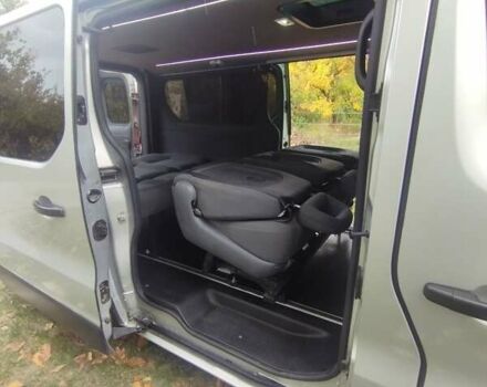 Серый Опель Виваро, объемом двигателя 1.6 л и пробегом 256 тыс. км за 17500 $, фото 5 на Automoto.ua