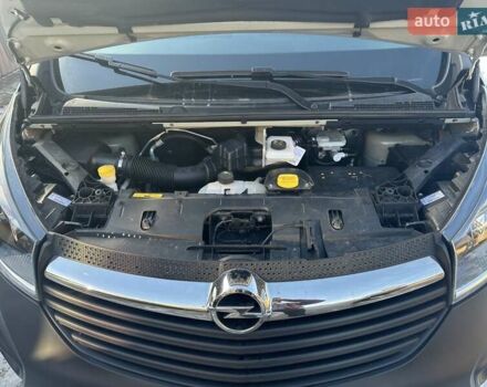 Серый Опель Виваро, объемом двигателя 1.6 л и пробегом 166 тыс. км за 19999 $, фото 34 на Automoto.ua