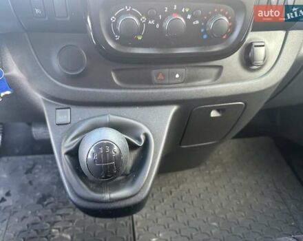 Серый Опель Виваро, объемом двигателя 1.6 л и пробегом 166 тыс. км за 19999 $, фото 25 на Automoto.ua