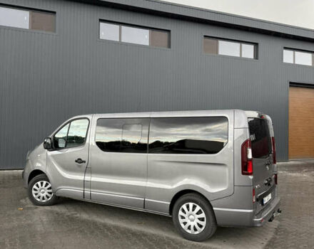 Сірий Опель Віваро, об'ємом двигуна 1.6 л та пробігом 98 тис. км за 20900 $, фото 3 на Automoto.ua