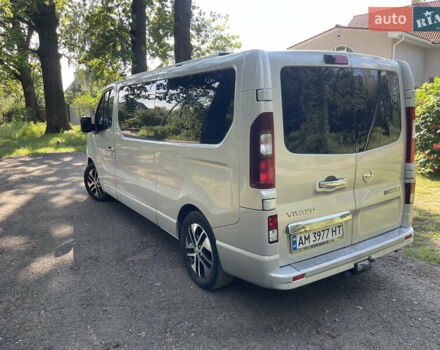 Сірий Опель Віваро, об'ємом двигуна 1.6 л та пробігом 245 тис. км за 19800 $, фото 2 на Automoto.ua