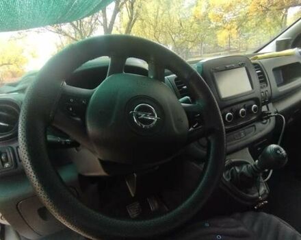 Серый Опель Виваро, объемом двигателя 1.6 л и пробегом 256 тыс. км за 17500 $, фото 7 на Automoto.ua